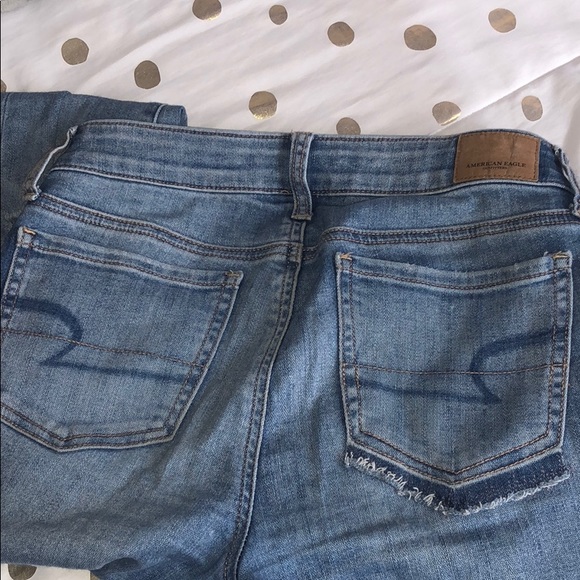 Light wash, size 2 American Eagle Jeggings !! - Picture 3 of 3
